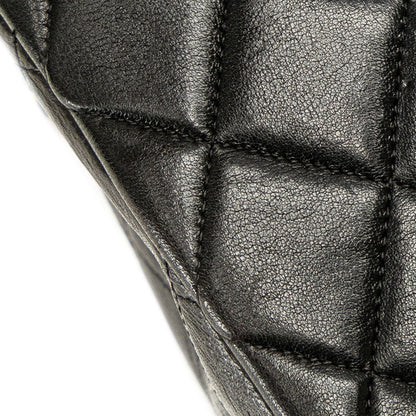 Chanel Jumbo Classic Single Flap Bag Leather Shoulder Bag in Good condition