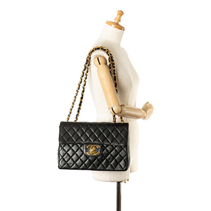 Chanel Jumbo Classic Single Flap Bag Leather Shoulder Bag in Good condition