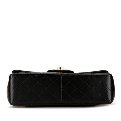 Chanel Jumbo Classic Single Flap Bag Leather Shoulder Bag in Good condition