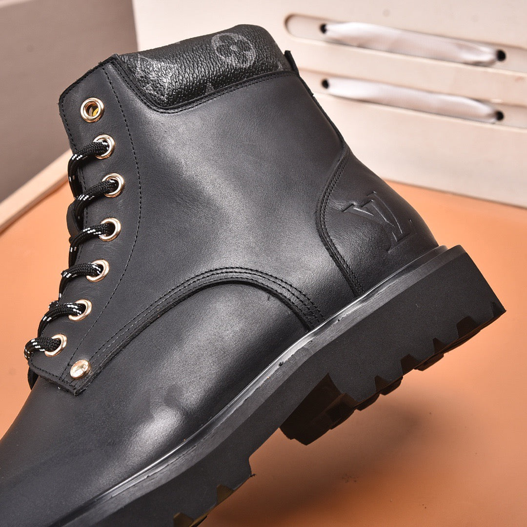 Louis Vuitton ankle shoes boots