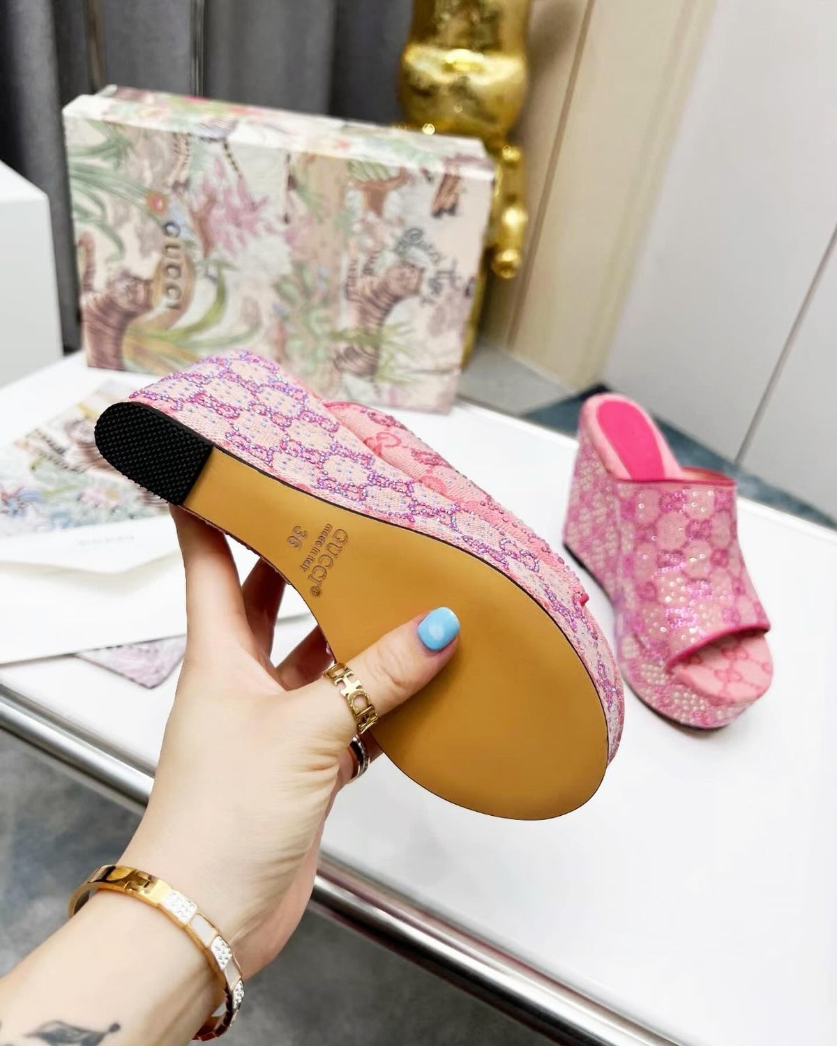 SE1359 Women's GG Slide Sandals / Size5-10