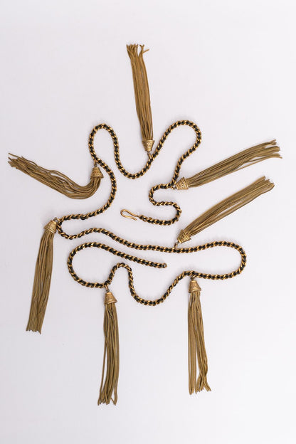 Long collier pompons Chanel Automne