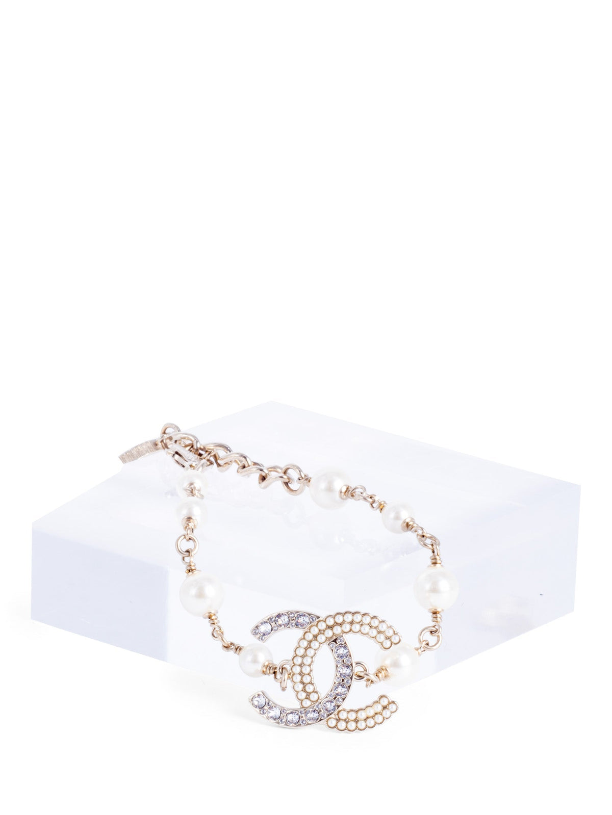Chanel CC Logo Gold Pearl Bracelet White