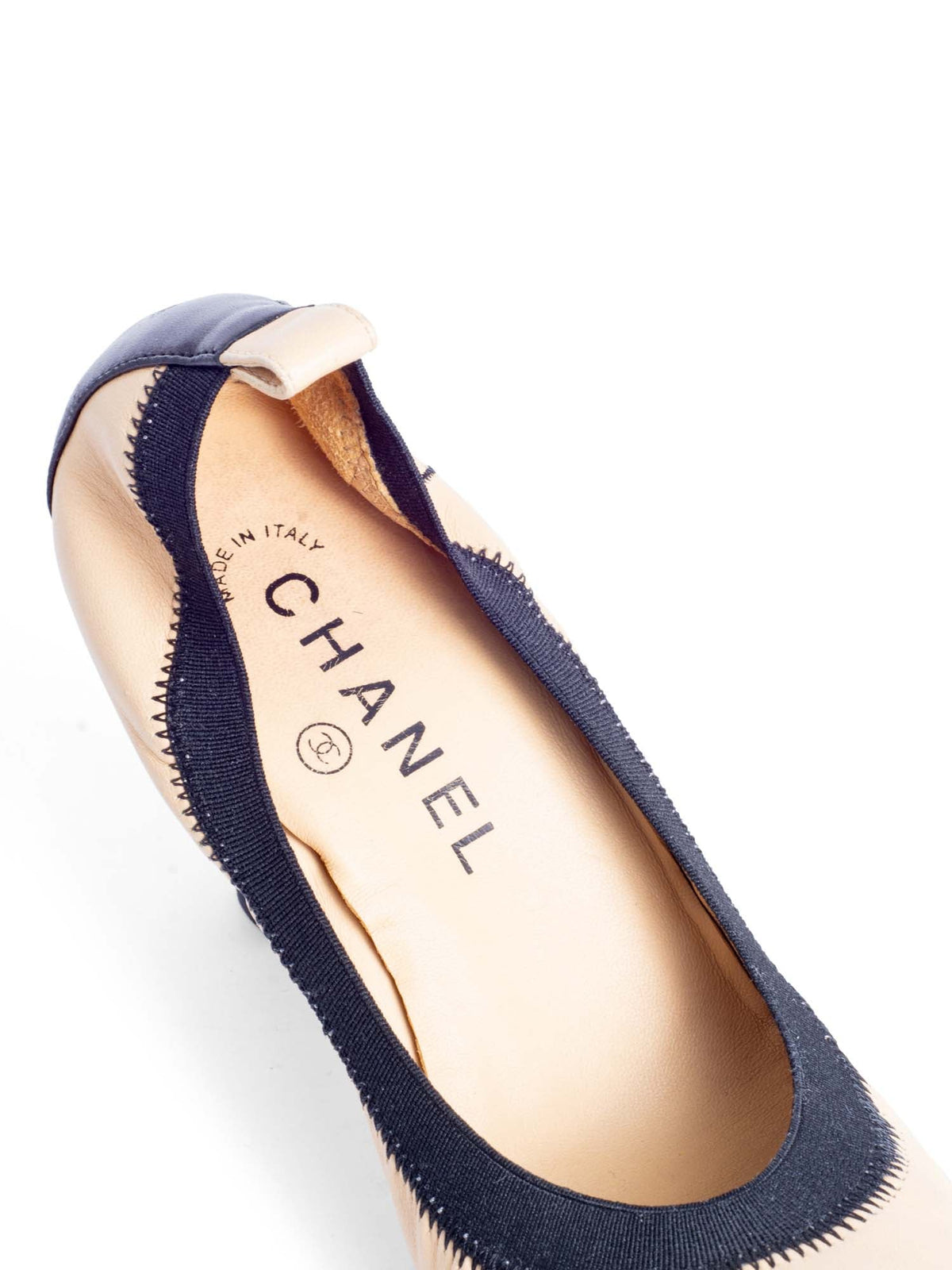 Chanel CC Logo Leather Cap Toe Heels Beige Black