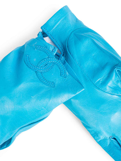 Chanel CC Logo Leather Gloves Sky Blue