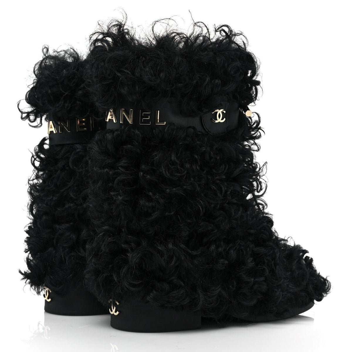 CHANEL INTERLOCKING CC LOGO SHEARLING BOOTS