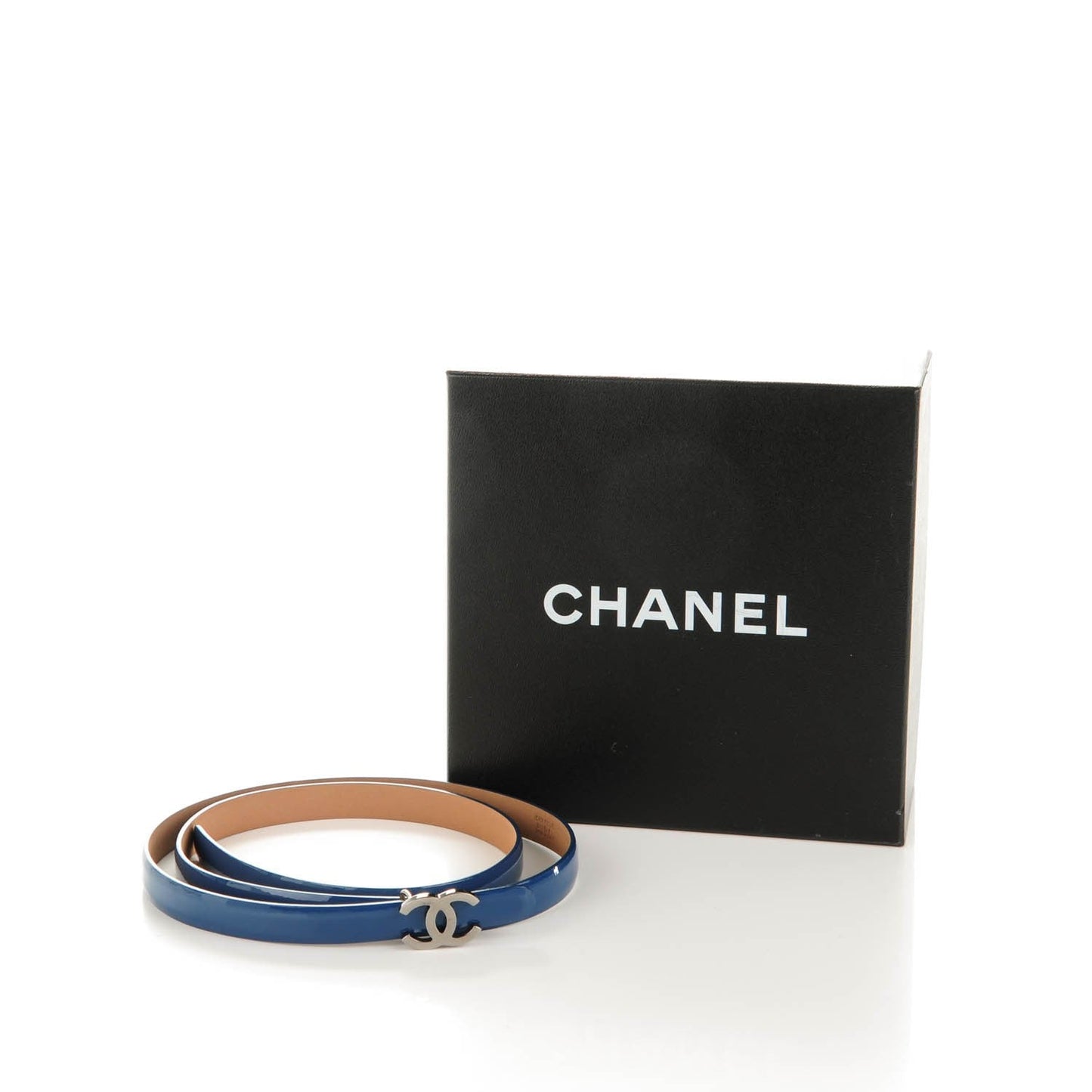 CHANEL CC GLOSSY PATENT LEATHER BELT