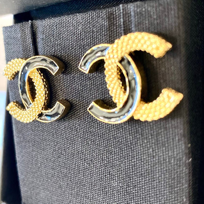 CHANEL CC STUD EARRINGS
