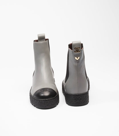 CHANEL CALFSKIN LEATHER CC LOGO CHELSEA BOOTS