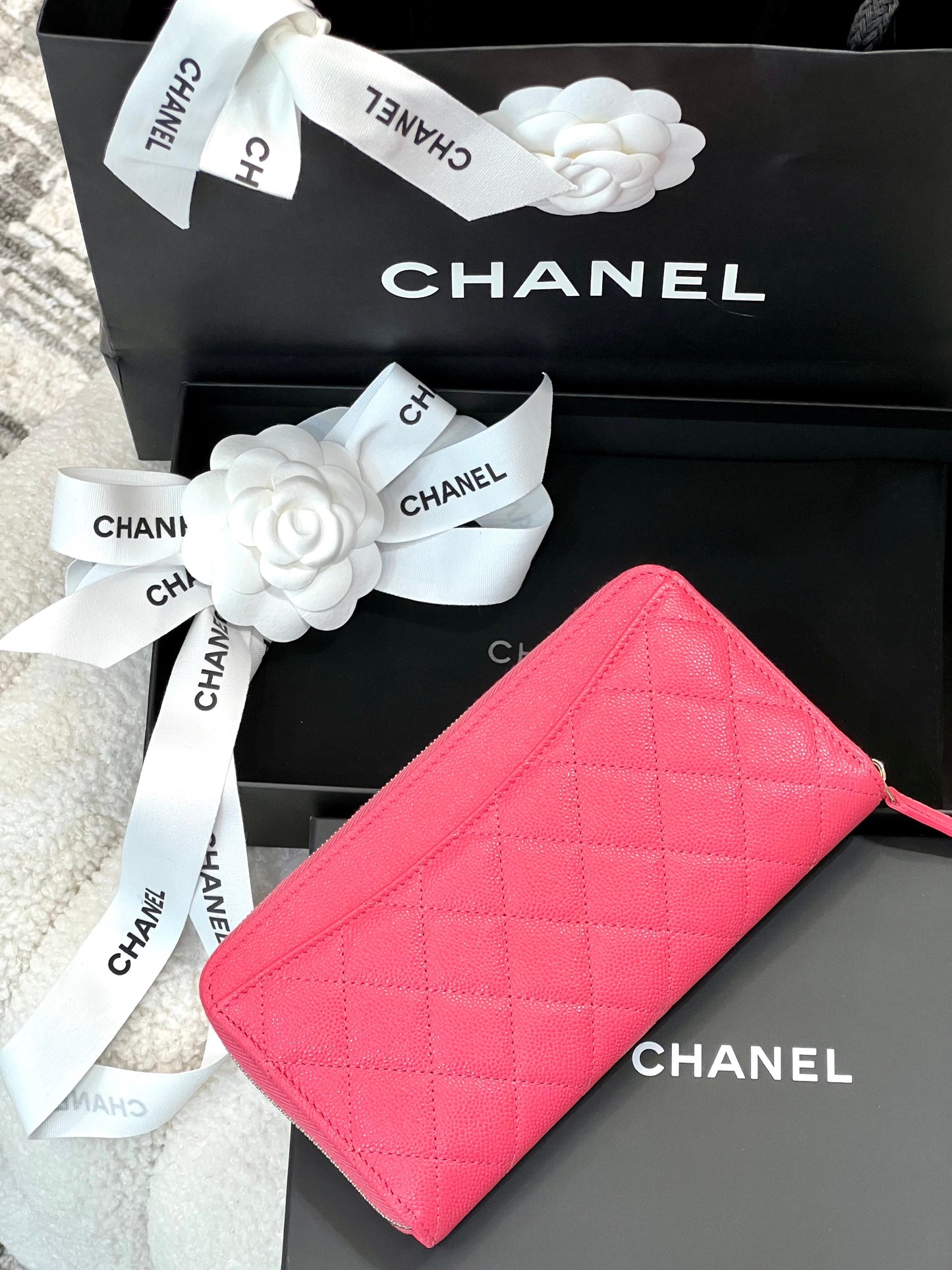 CHANEL CAVIAR QUILTED LARGE GUSSET ZIP AROUNT WALLET