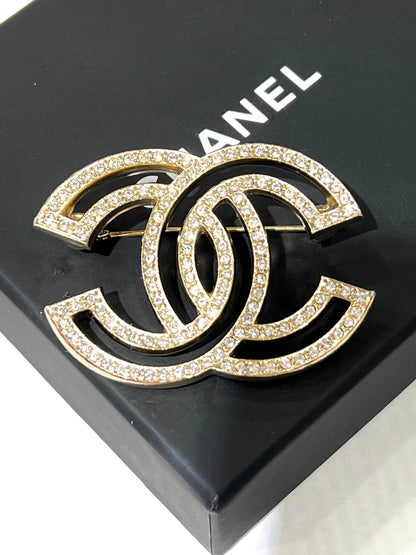 CHANEL CRYSTAL CC LIGHT GOLD BROOCH