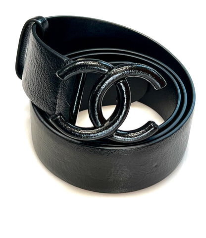 CHANEL INTERLOCKING CC LOGO LEATHER BELT