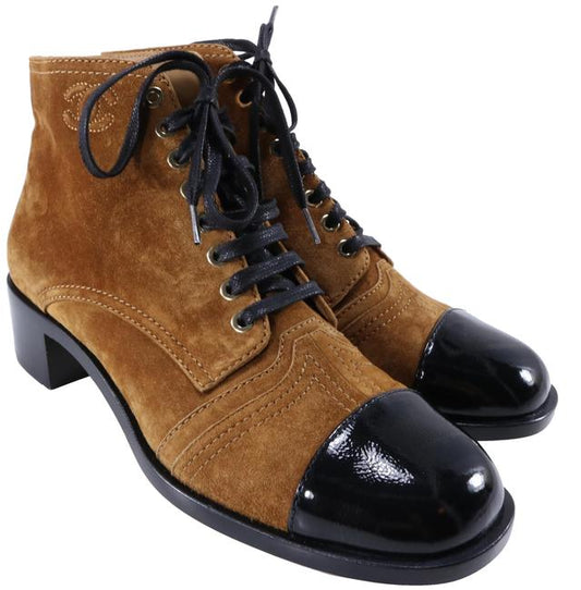 CHANEL INTERLOCKING CC LOGO LACE UP BOOTS
