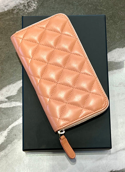 CHANEL QUILTED LAMBSKIN ZIPPY WALLET