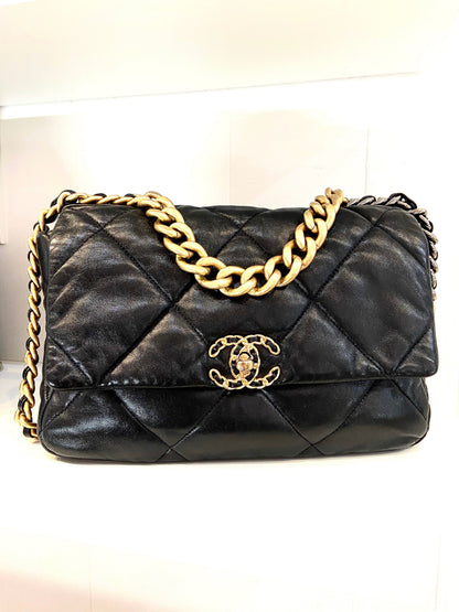 CHANEL QUILTED LAMBSKIN MEDIUM CHANEL 19 FLAP BAG