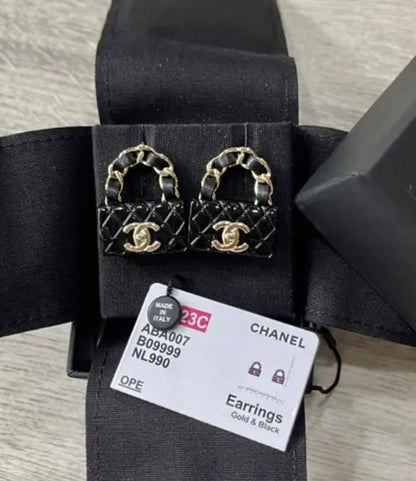 CHANEL METALLIC RESIN QUILTED CC TURNLOCK CHAIN FLAP EARRINGS