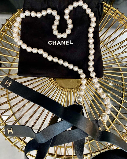 CHANEL CC GLASS PEARLS & LAMBSKIN WAIST BELT