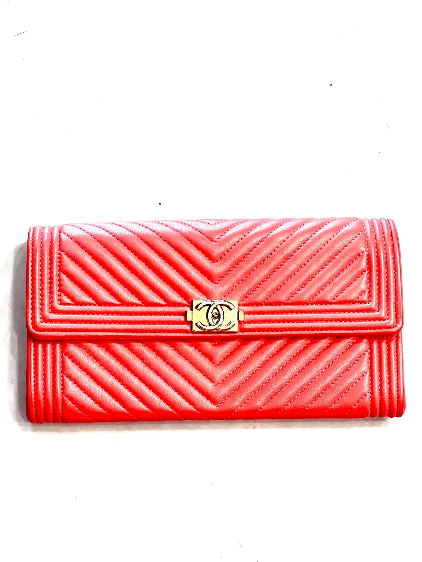 CHANEL QUILTED CHEVRON LAMBSKIN CONTINENTAL WALLET