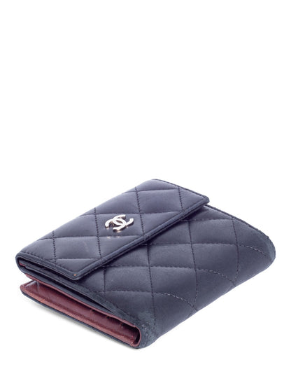Chanel Quilted Leather CC Logo Bifold Wallet Black