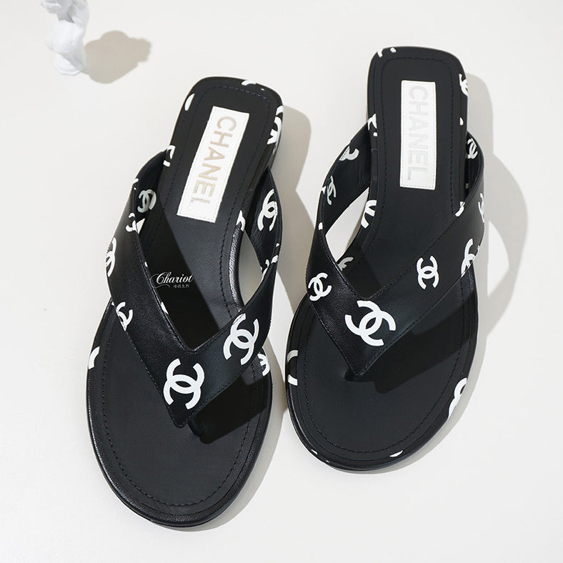 CHANEL INTERLOCKING CC LOGO LAMBSKIN SLIDES
