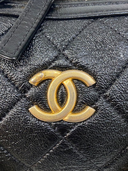 CHANEL CC SHINY QUILTED LAMBSKIN MINI BOWLING BAG