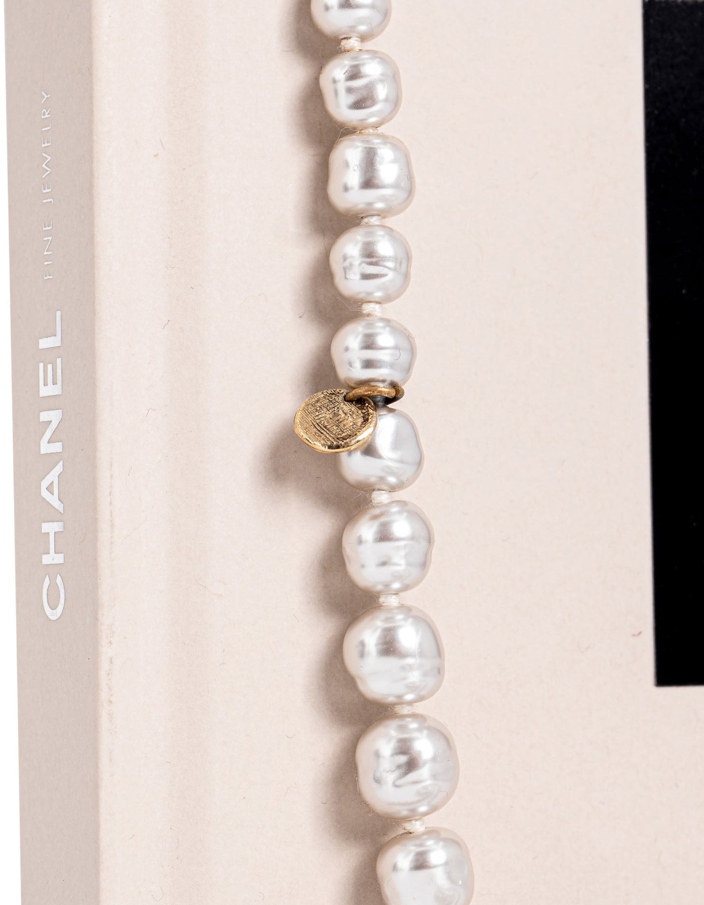 Chanel Vintage CC Logo Pearl Long Necklace Grey