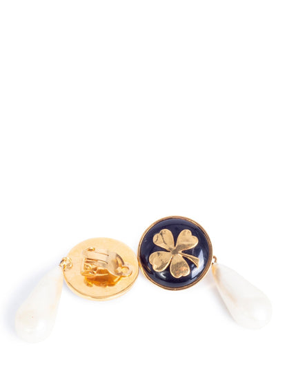 Chanel Vintage Lucky Clover Pearl Clip On Earrings Gold