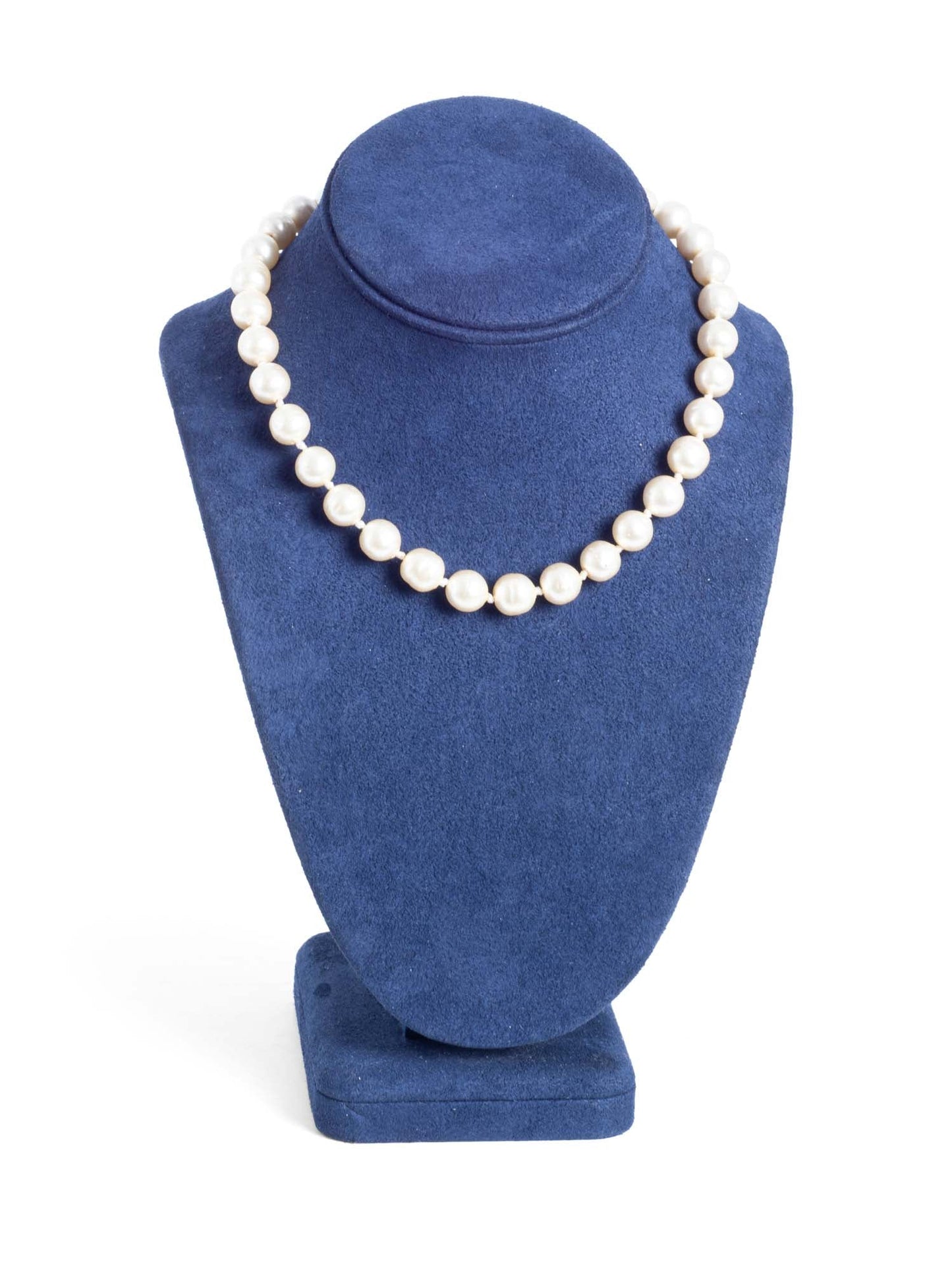 Chanel Vintage Pearl Necklace Silver Red