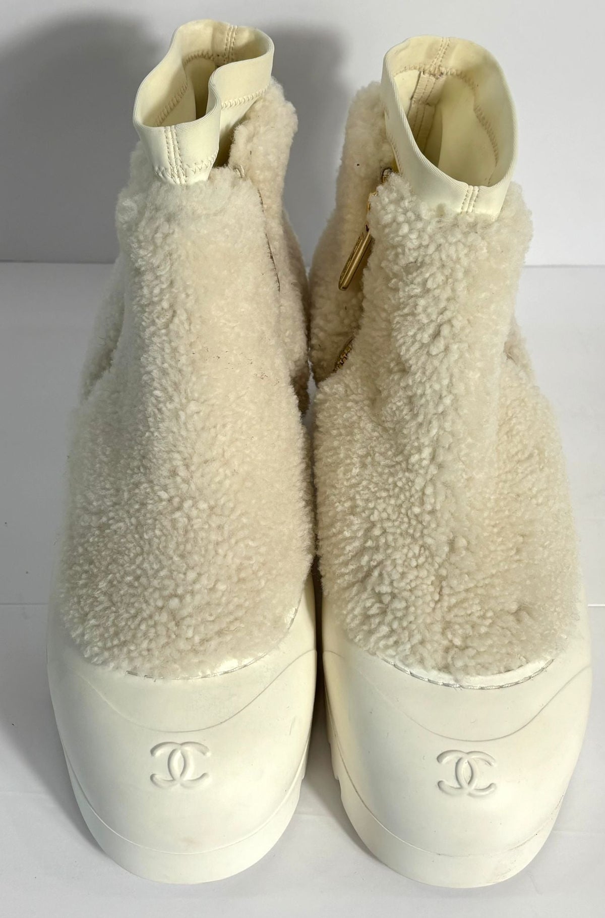CHANEL CC SHEARLING BOOTS