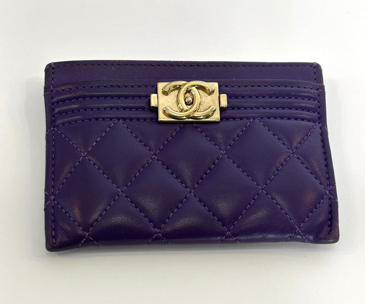 CHANEL QUILTED LAMBSKIN BOY CARD CASE