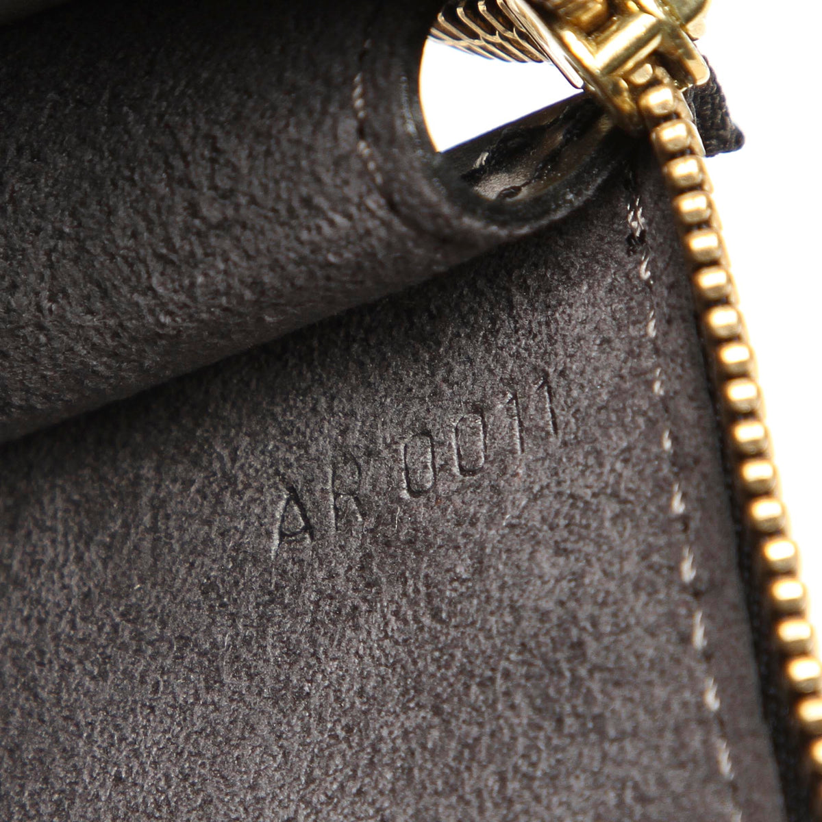 Louis-Vuitton Epi Pochette Accessoires Black