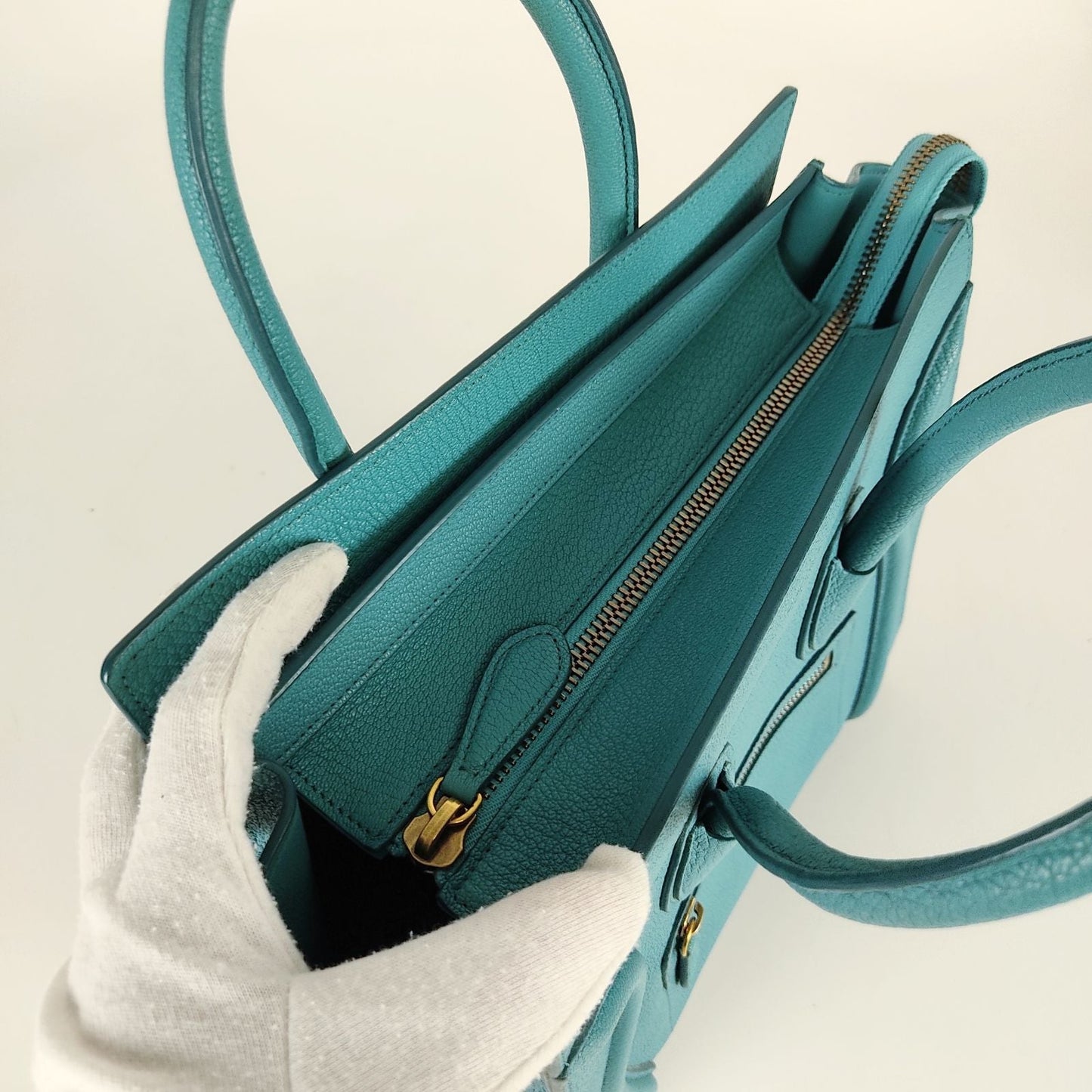 Celine Luggage Micro handbag in turquoise calfskin