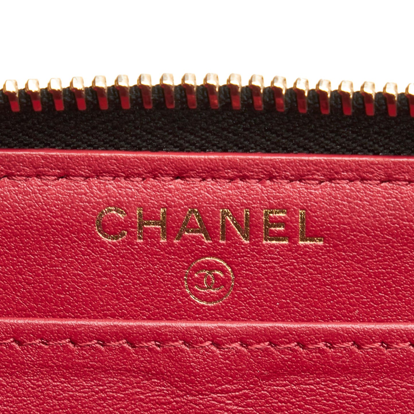 Chanel 19 Zip Around Long Wallet (SHG-40BuXk)