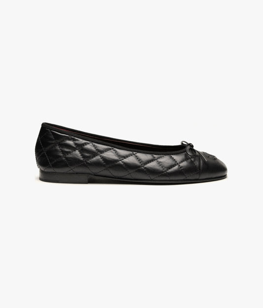 CHANEL CC AGED CALFSKIN QUILTED  LEATHER BALLET FLATS