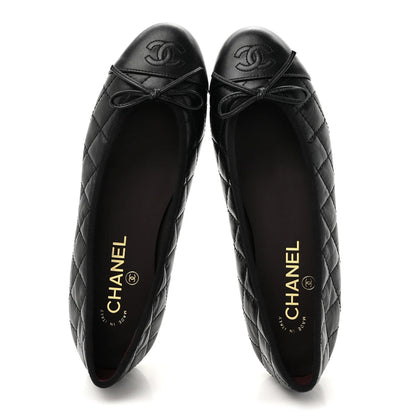 CHANEL CC AGED CALFSKIN QUILTED  LEATHER BALLET FLATS