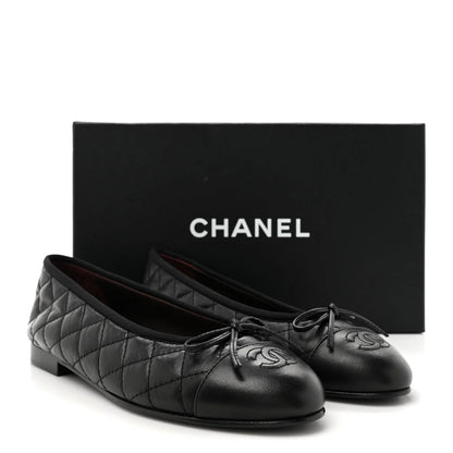 CHANEL CC AGED CALFSKIN QUILTED  LEATHER BALLET FLATS