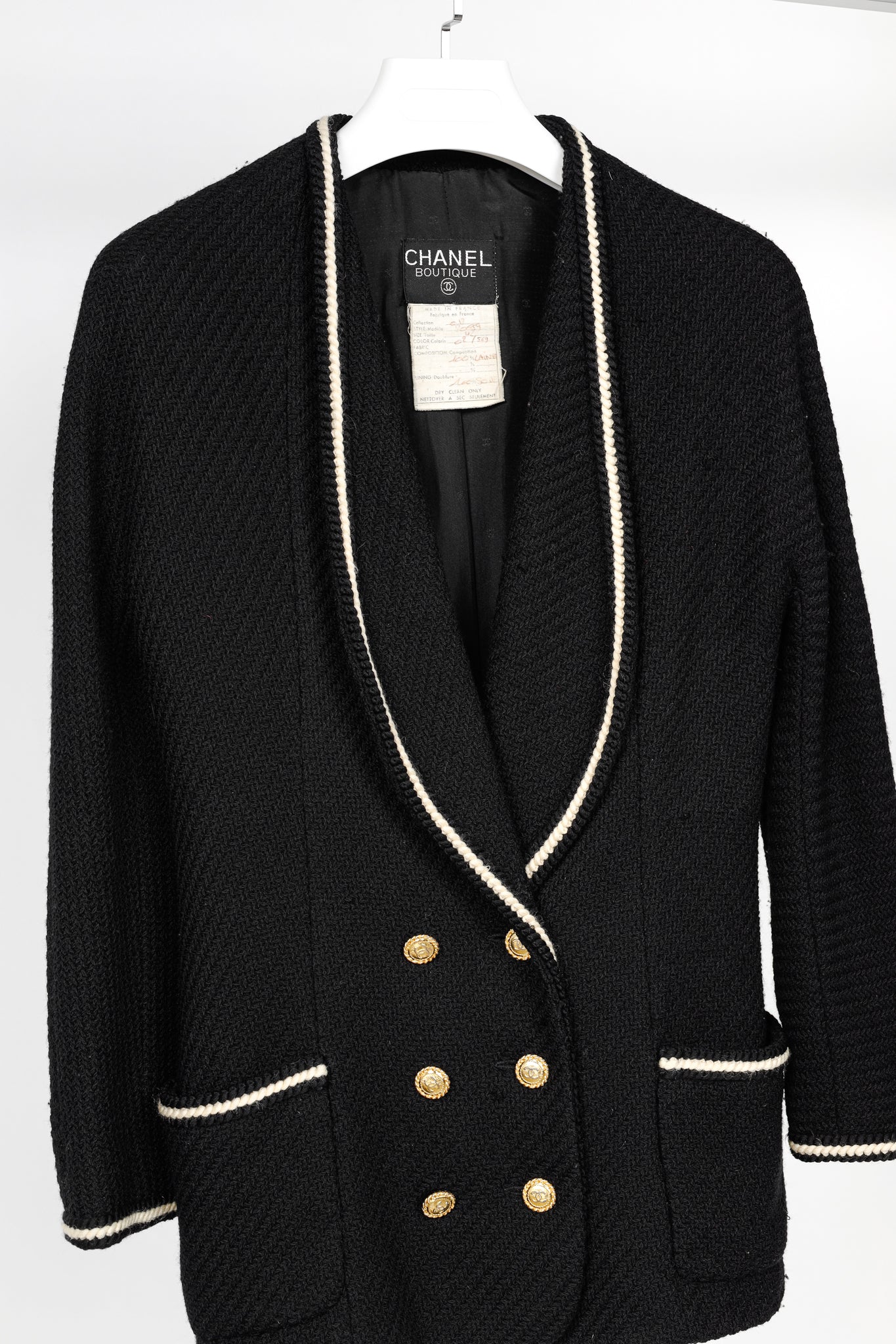 Chanel Boutique 80's Black Wool-Tweed Double-Breasted Blazer