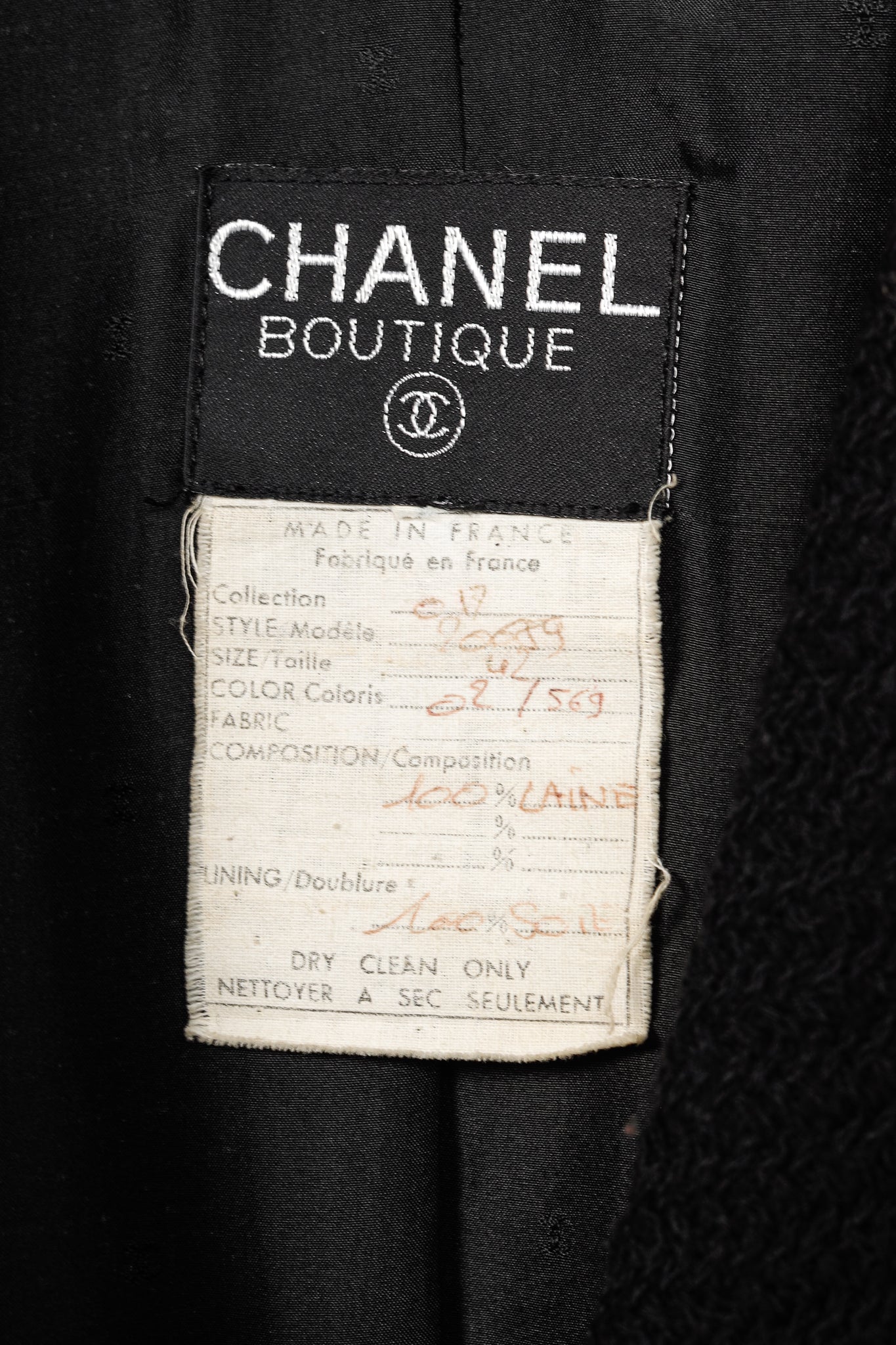 Chanel Boutique 80's Black Wool-Tweed Double-Breasted Blazer