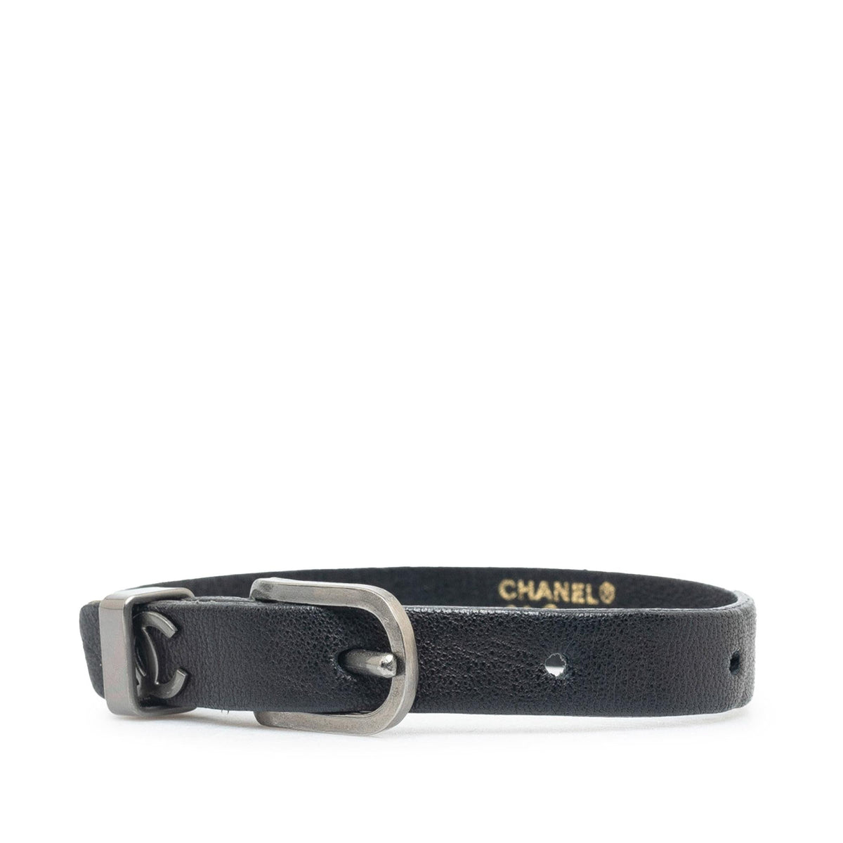 Chanel CC Leather Bracelet (SHG-PtZcIU)