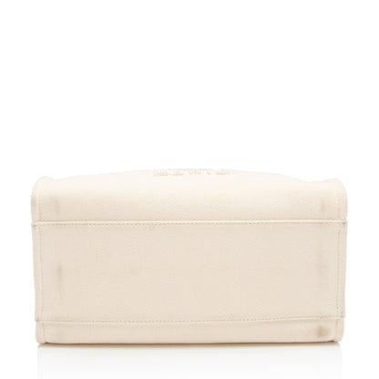 Chanel Canvas Pearl Deauville Medium Tote (SHF-Hmgrlc)