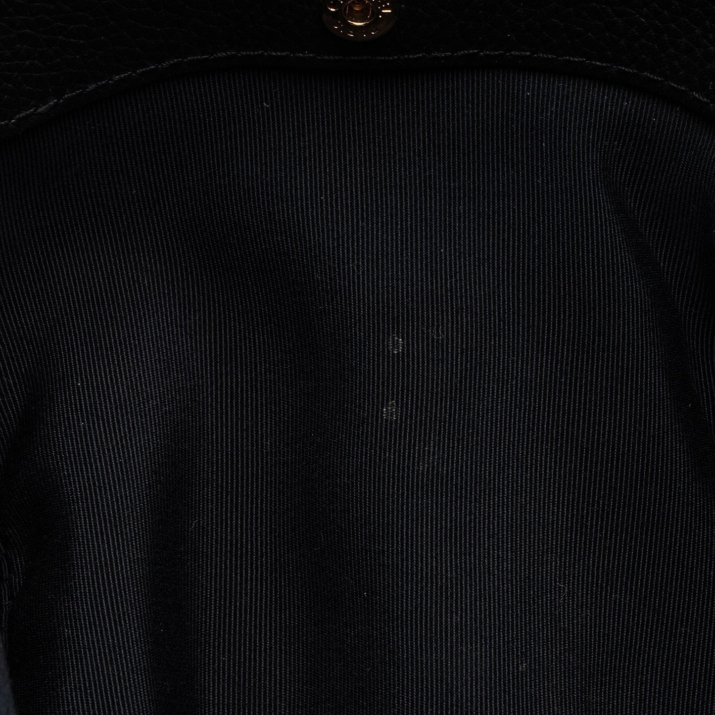 Chanel Caviar Leather Cerf Classic Executive Tote (SHF-vQMVxy)