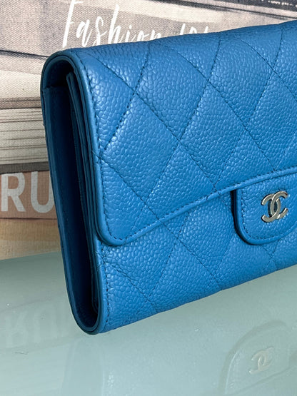 CHANEL CAVIAR QUILTED LAMBSKIN CLASSIC FLAP WALLET