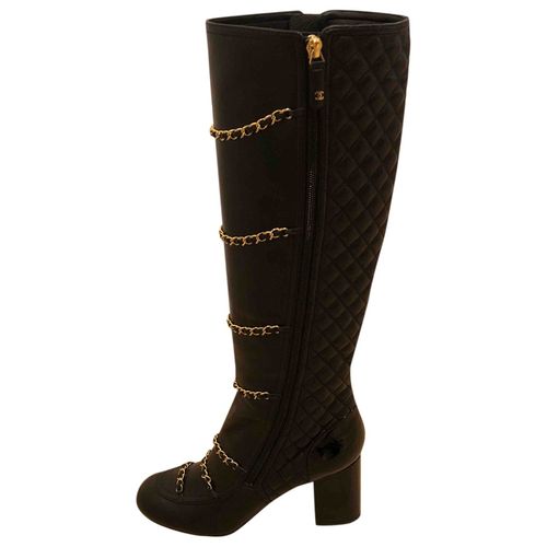 CHANEL CHAIN ACCENT QUILTED LEATHER KNEE HIGH BOOTS