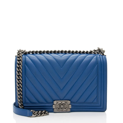 Chanel Chevron Lambskin New Medium Boy Bag (SHF-LBsLUP)