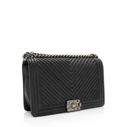 Chanel Chevron Wrinkled Lambskin New Medium Boy Bag