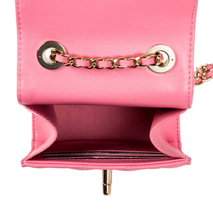 Trendy Clutch with Chain