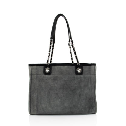 Chanel Denim Deauville Small Tote (SHF-TNnz1R)