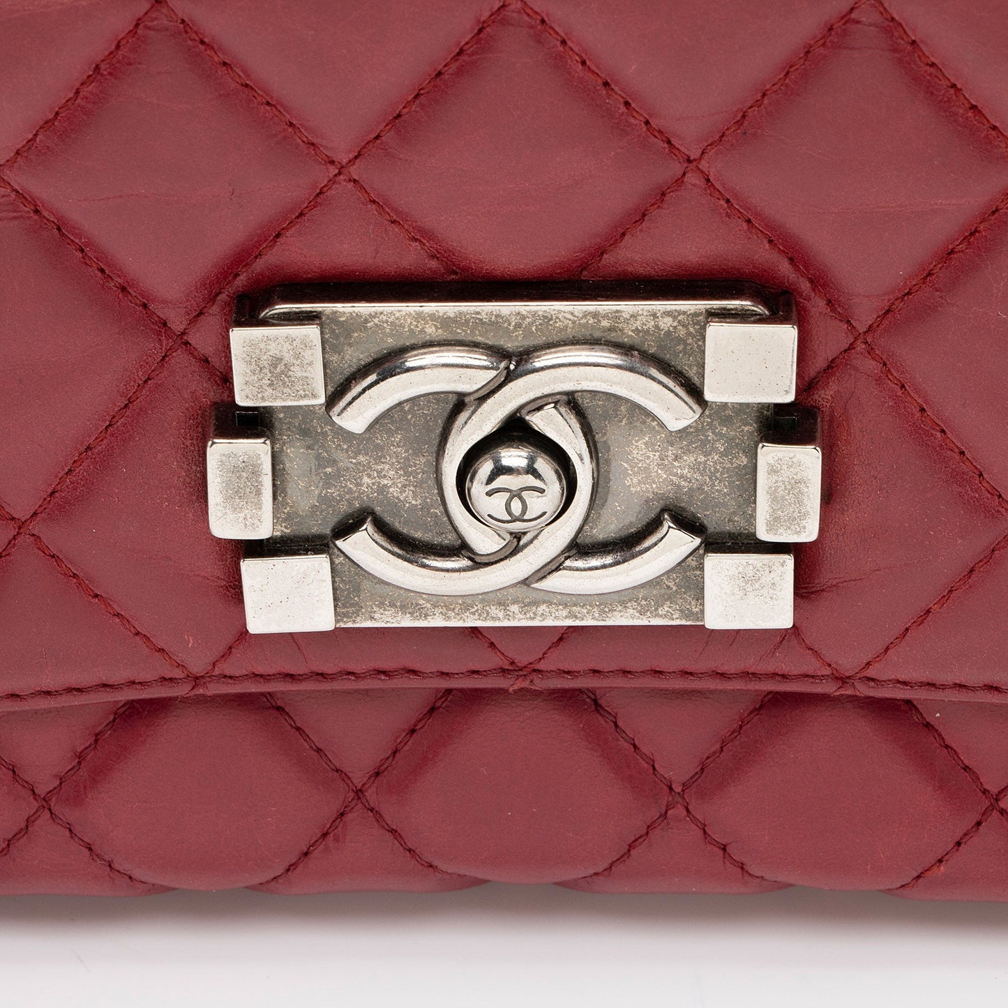 Chanel Glazed Calfskin Soft Small Boy Bag (SHF-2sRZT7)
