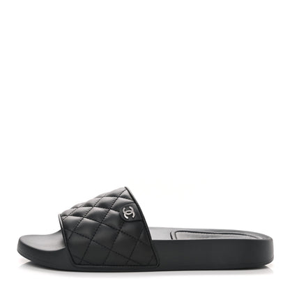 CHANEL INTERLOCKING CC LOGO LAMBSKIN LEATHER SLIDES