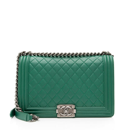 Chanel Lambskin New Medium Boy Bag (SHF-23600)